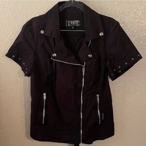 Tripp NYC Short Sleeve Zipper Shirt
